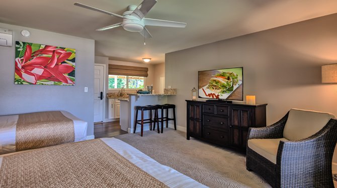 deluxe garden studio of royal lahaina resort