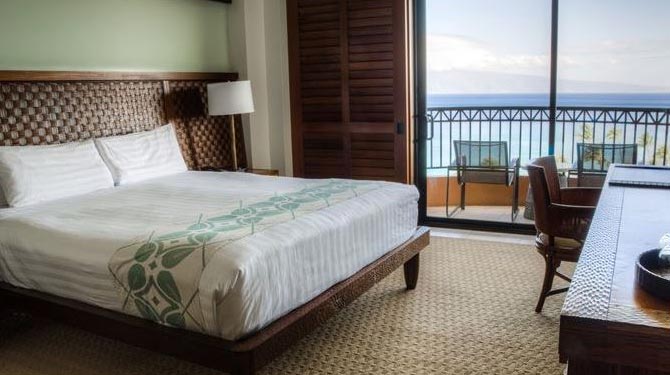deluxe ocean view of royal lahaina resort