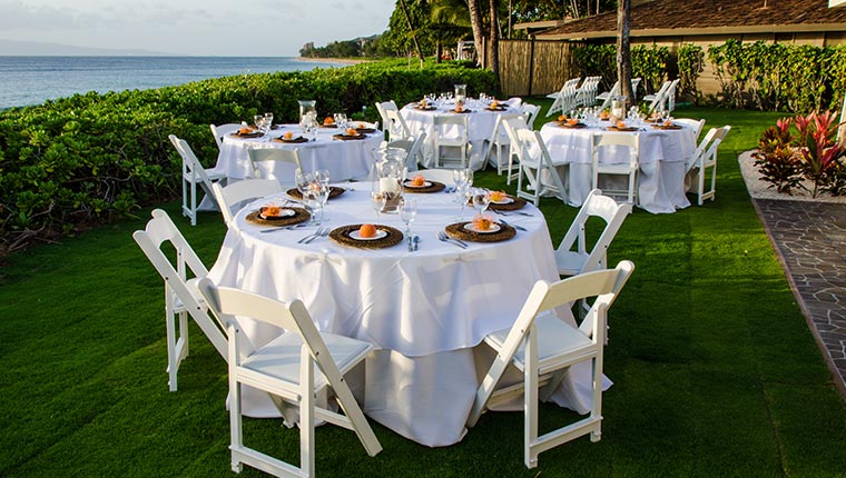 oceanfront dining set up