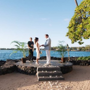 small casual and minimalist wedding right on the ocean steps