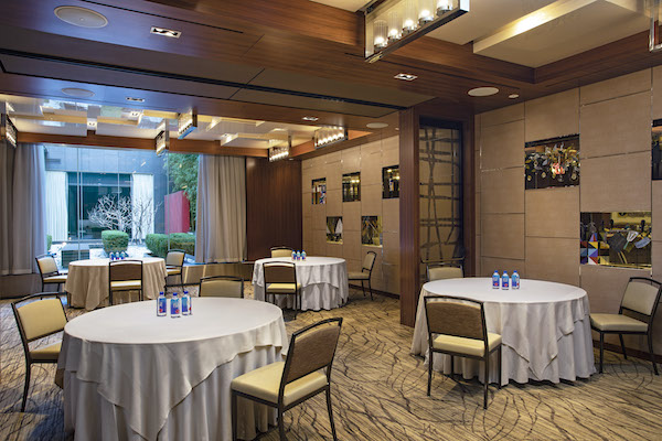 Dining room in Stinger
