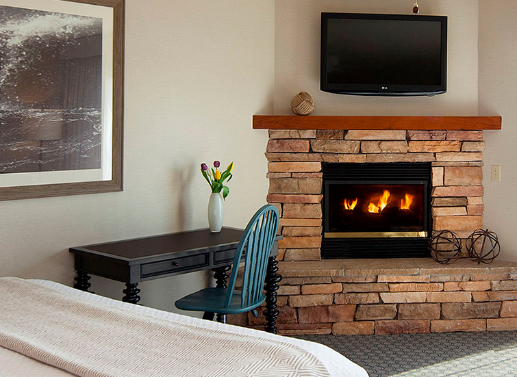 fireplace in hotel room