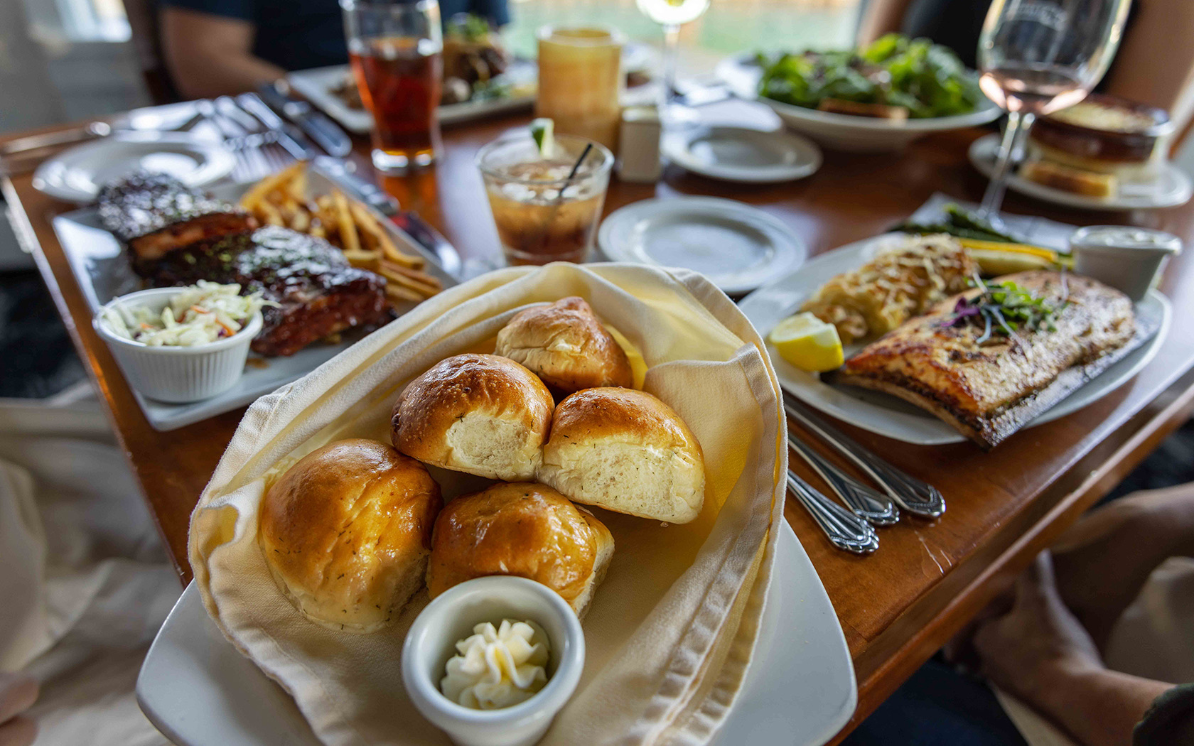 Menus Stafford's Weathervane