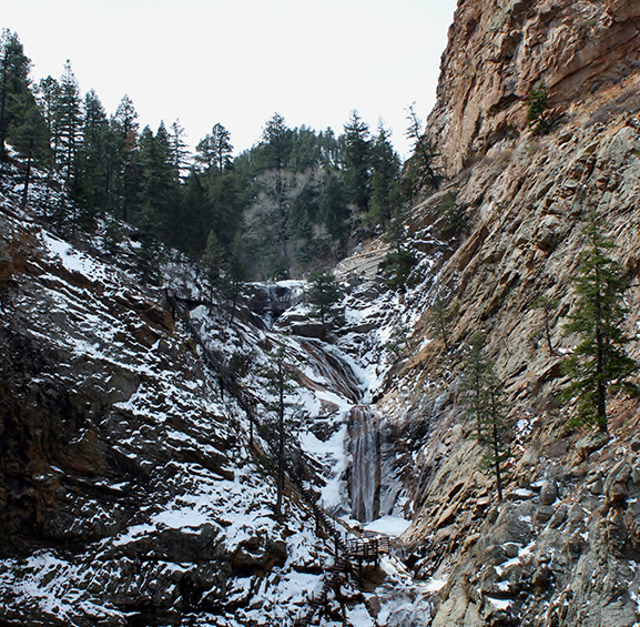 seven falls hill in colorado springs with little snow and few trees