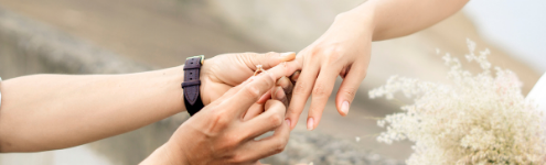 couple getting engaged