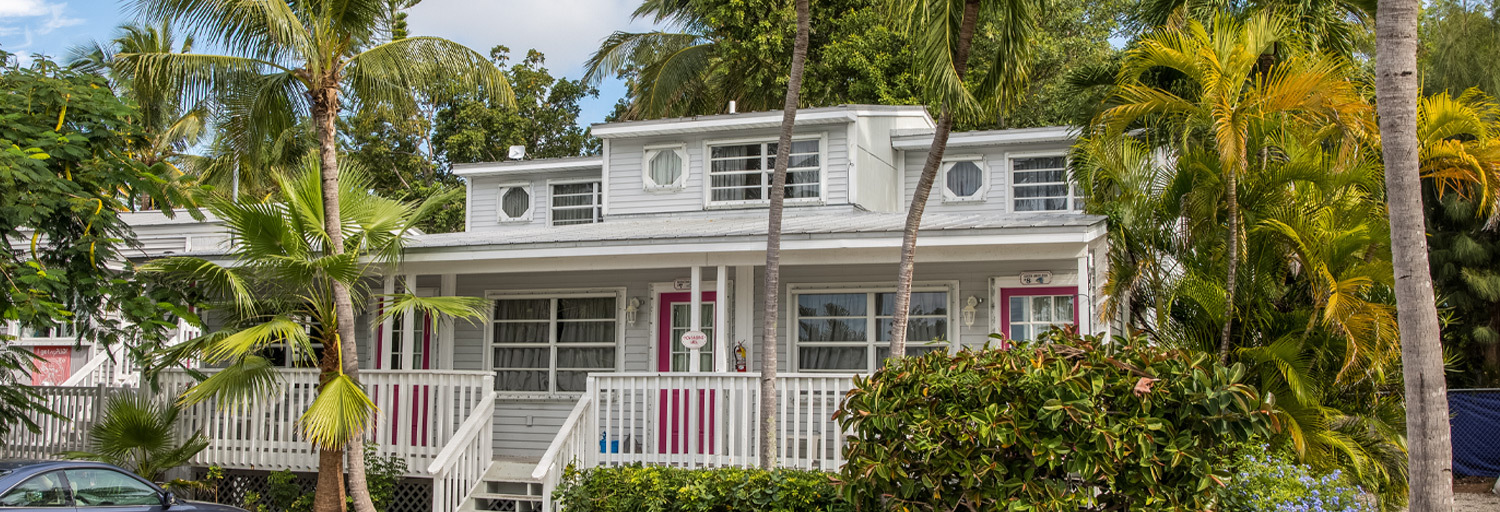 amoray townhouse header 2