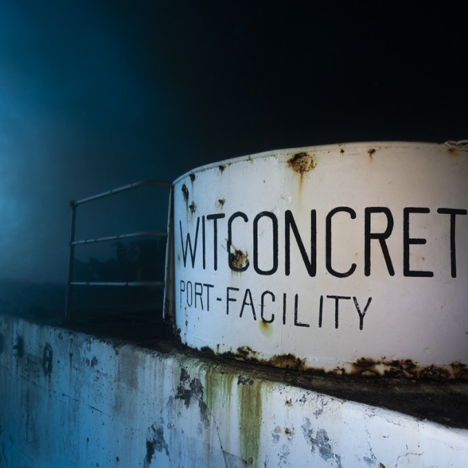 mystery to find photo witconcrete port facility