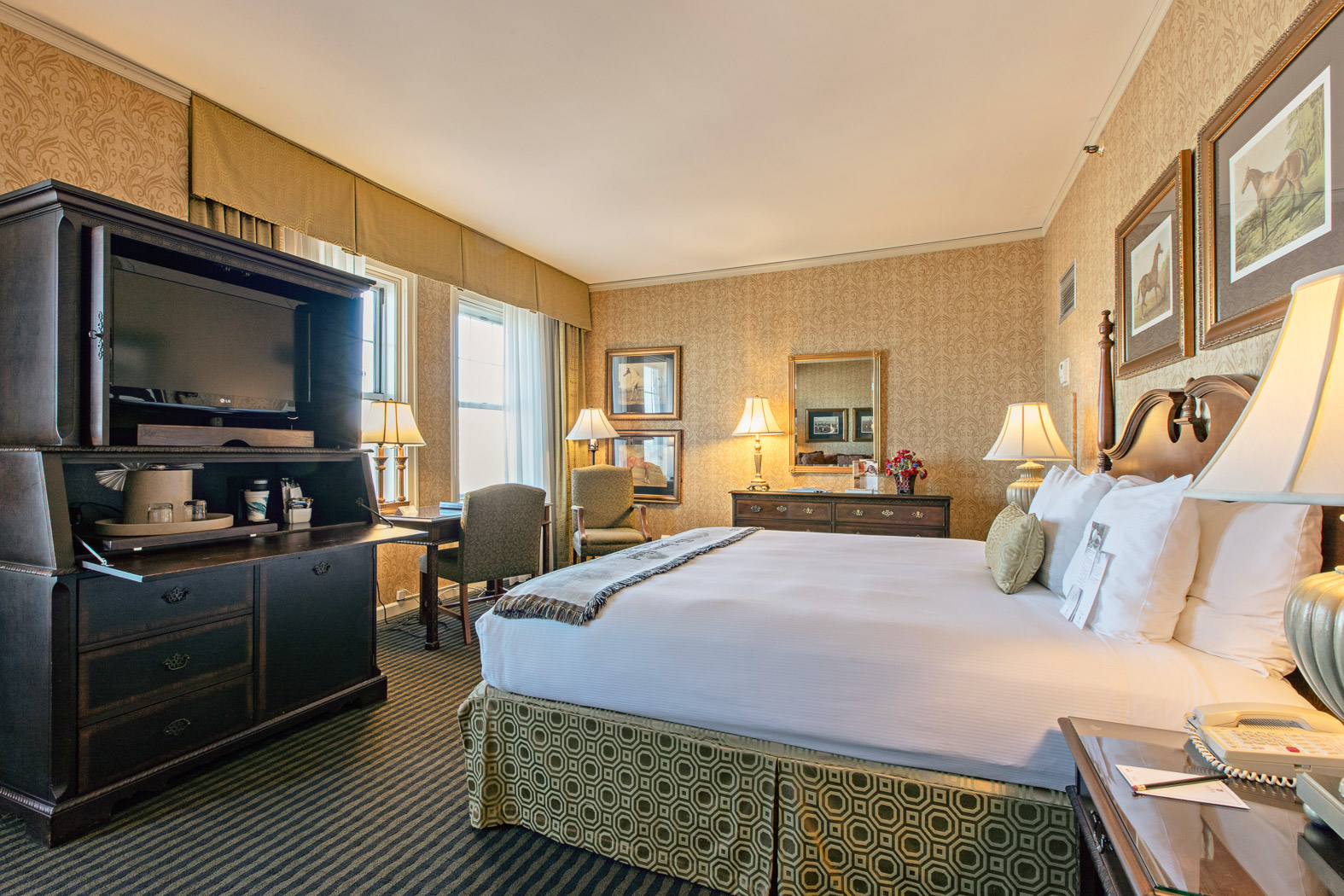 Hotel Rooms in Louisville KY | Accommodations | The Brown Hotel