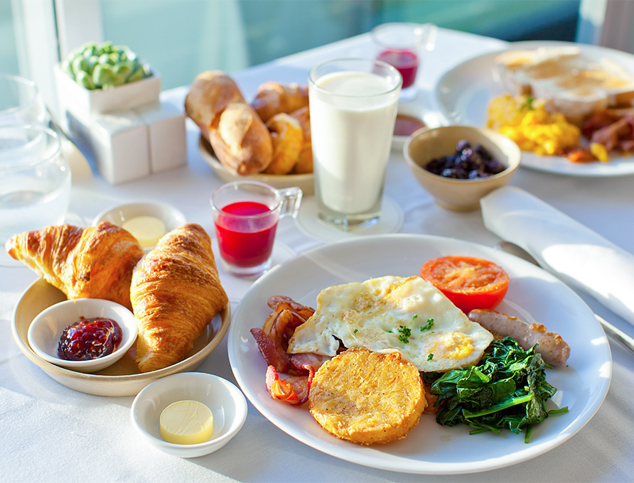 Lovely and colorful breakfast spread 