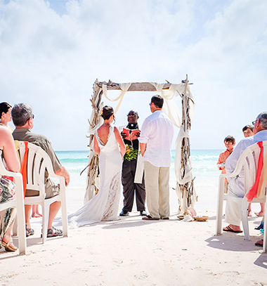 getting married in the bahamas
