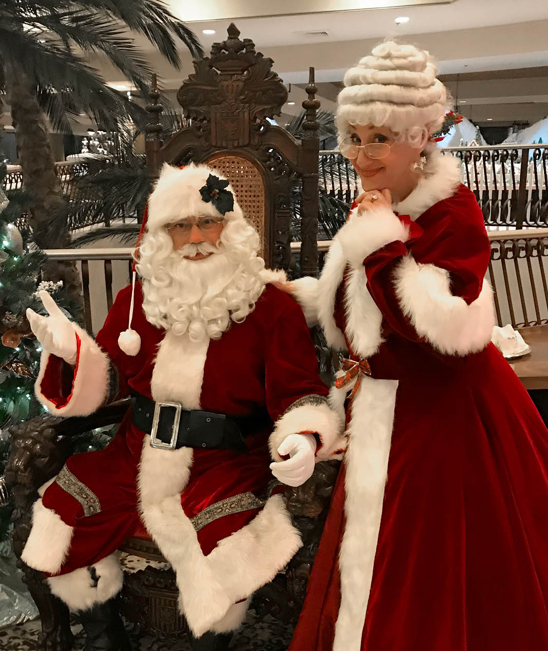 santa and mrs. claus