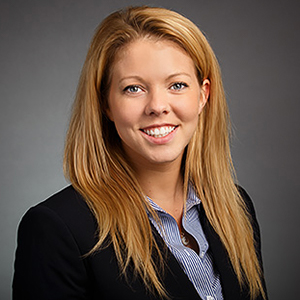meagan combs headshot