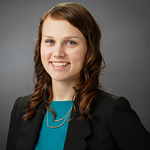 sarah turner headshot