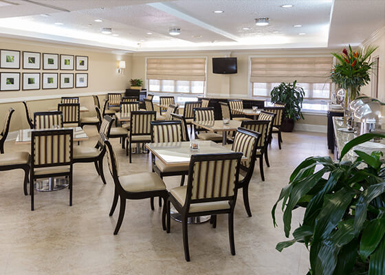 Dining breakfast salon area with tables & chairs