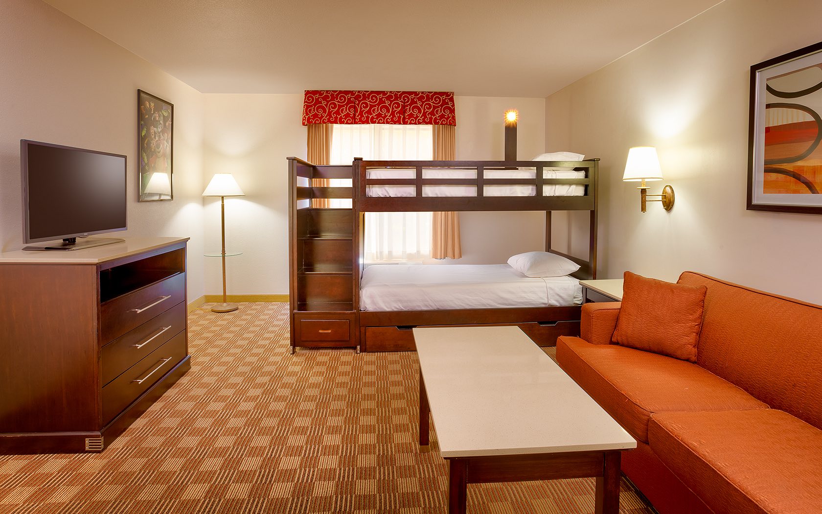 Hotel Rooms Near Disneyland Suites Cortona Inn And Suites