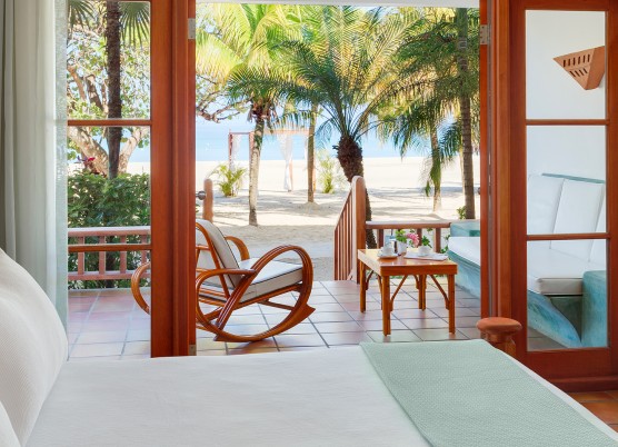 beachfront verandah suite img1