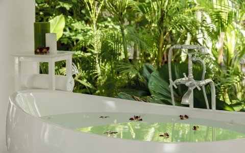 Oasis Spa Soaking Tub Oasis Spa Soaking Tub