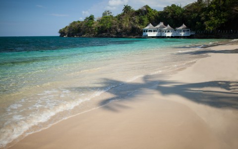 Golden Beaches at Couples Tower Isle Golden Beaches at Couples Tower Isle