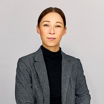 headshot image of hannah hyzynski