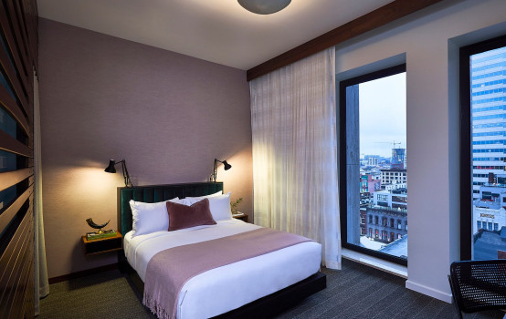 Hotels In Downtown Nashville Guest Rooms Fairlane Hotel