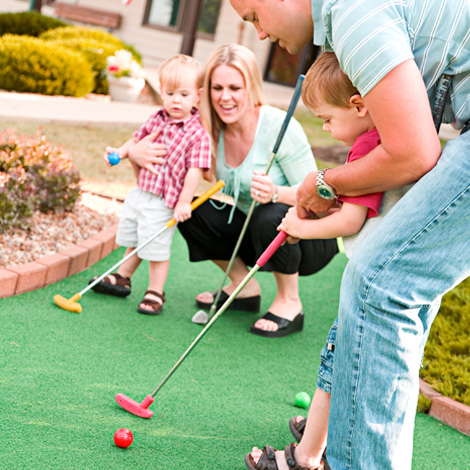 family putt putt golf