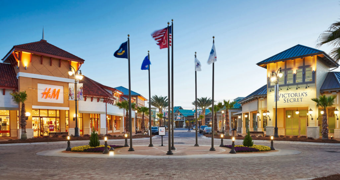 Commercial Real Estate Development Fontainebleau Development