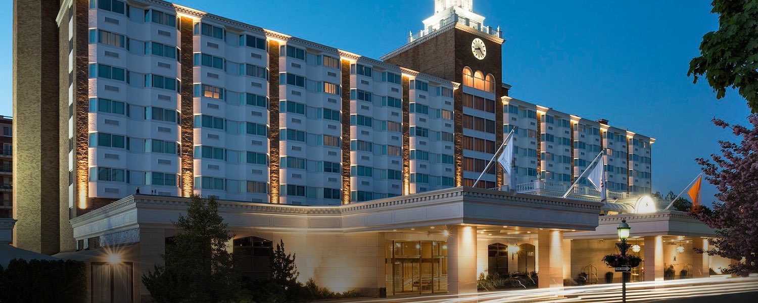 exterior shot of garden city hotel
