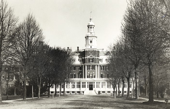 vintage photo of garden city hotel 
