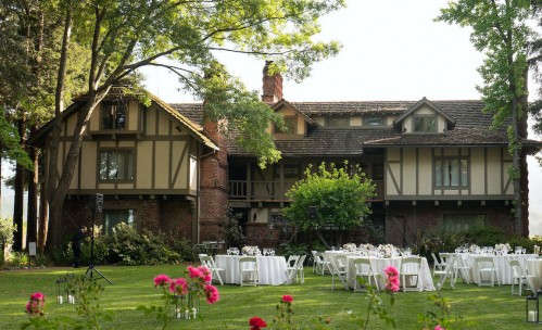 manor house lawn dinner