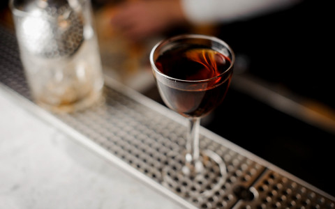 glass served on a bar