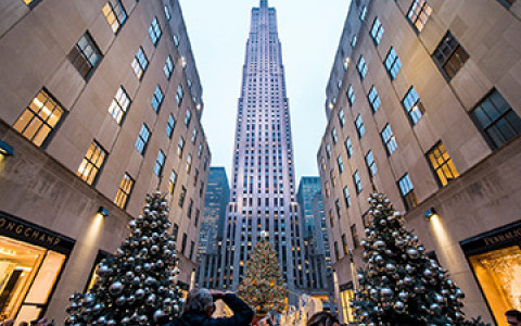 a view of Rockefeller plaza at Christmas time