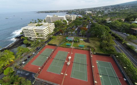 Aerial view of several tennis courts