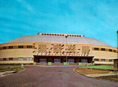 HOLYDAYINN LittleRock LR Overview 01 4 Barton Coliseum