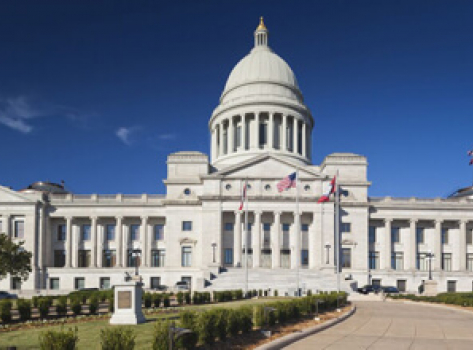 HOLYDAYINN LittleRock LR Overview 01 5 Arkansas State Capitol