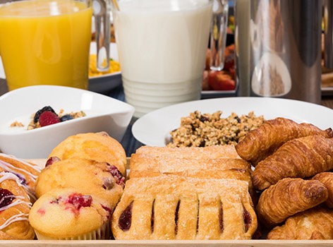 1,000 Bonus Points + Breakfast