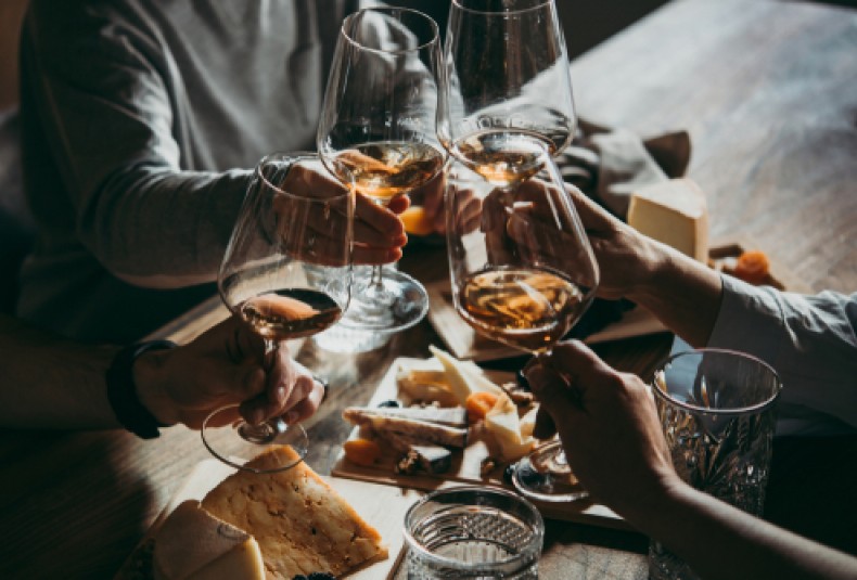 cheers with white wine