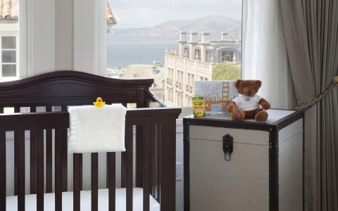 crib overlooking san francisco