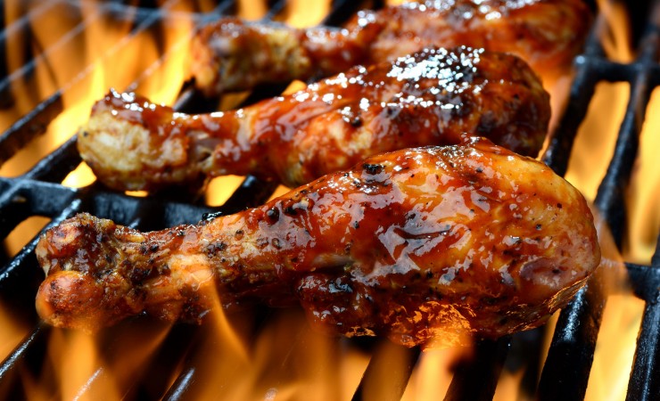 bbq chicken on the flame grill