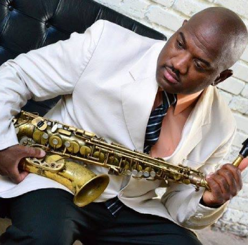 dwan with his saxophone