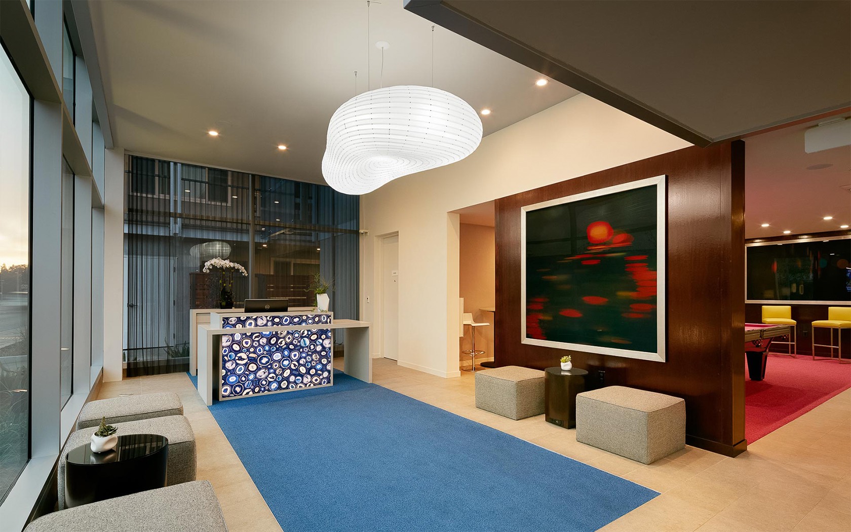 hotel lucents lobby with check in desk