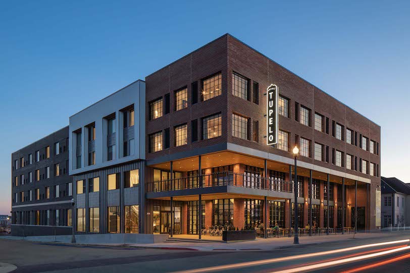 tupelo exterior