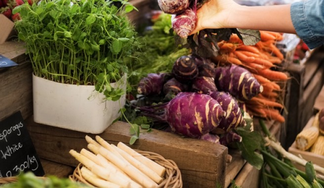 farmers market produce