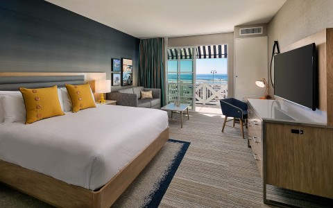 a guest suite with ocean views and 1 bed