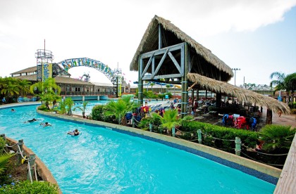 lazy river at the Schlitterbahn Waterpark