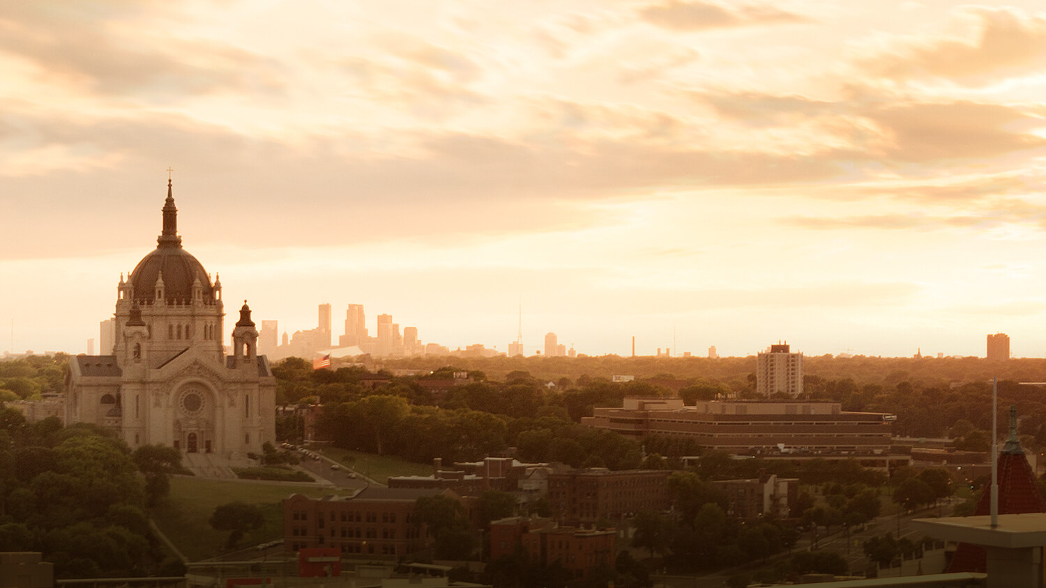 panoramic view of Saint Paul Minnesota