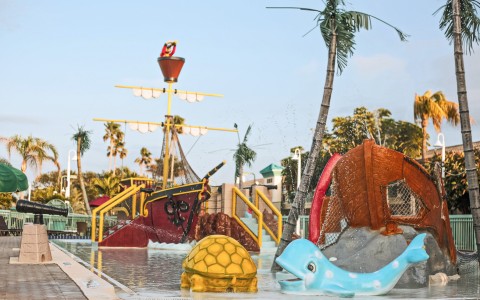Kiddy pool with pirate ship, turtle & whale 