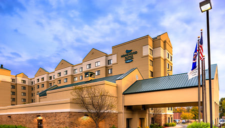 exterior of homewood suites mall of america bloomington