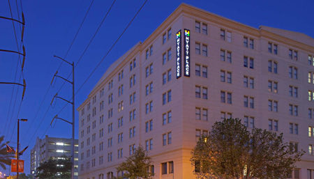 exterior of hyatt place new orleans convention center la
