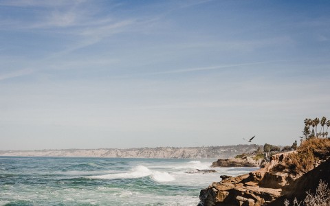 cliffs overlookin ocean