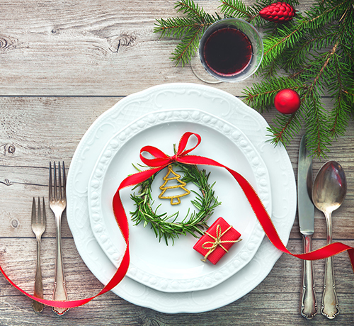 white plate with Christmas decorations